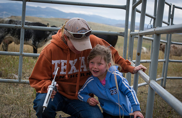 Cattle Branding-30