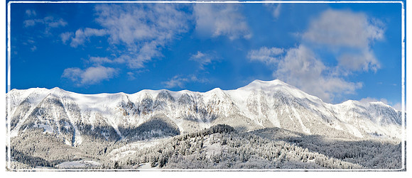 Bridger Mountain pano note card