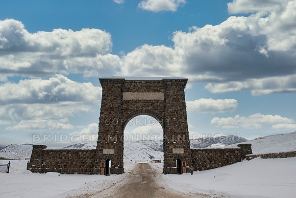 Yellowstone Arch Entrance